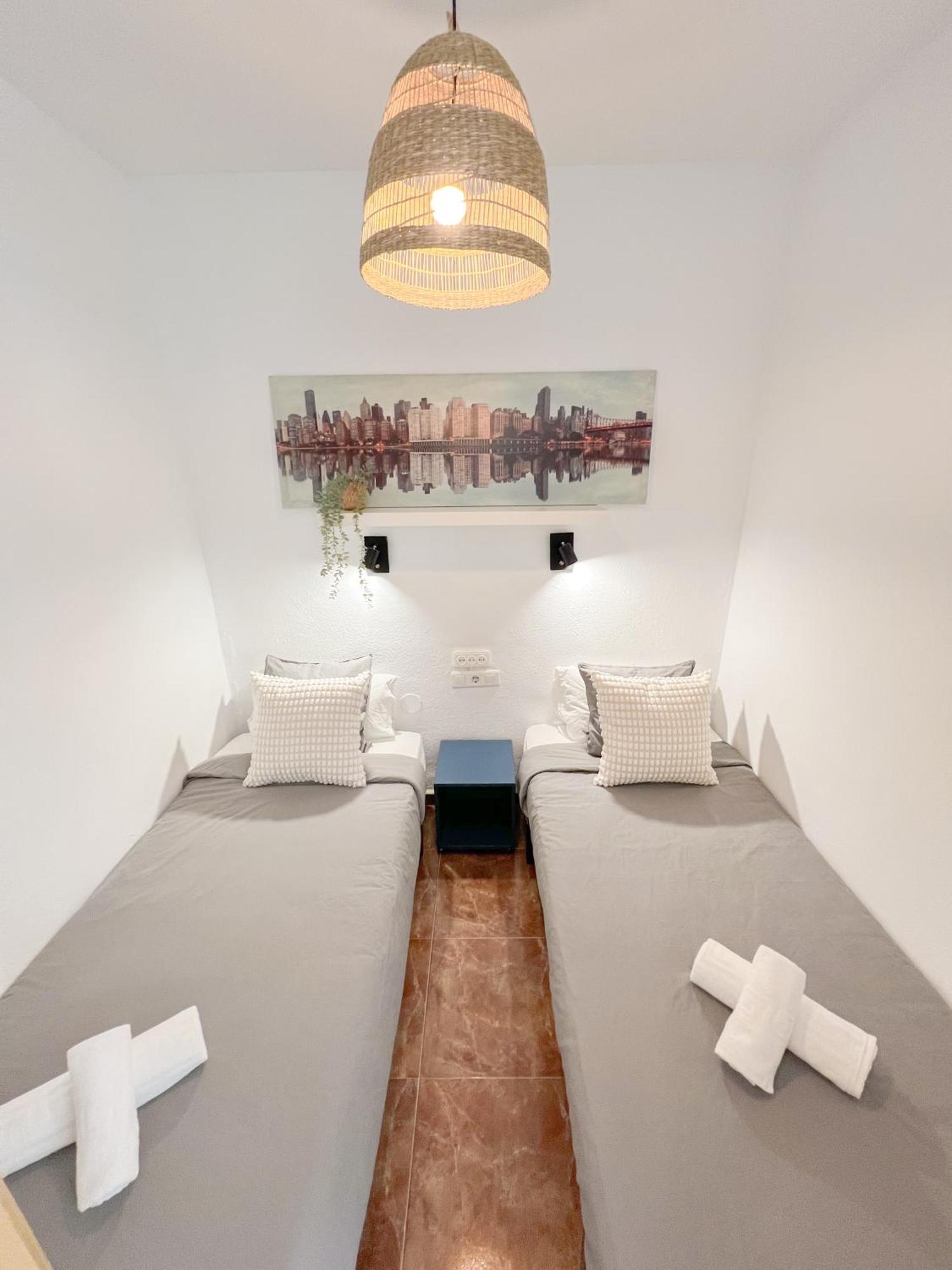 Cozy & Bright Flat Torremolinos Centre Appartement Buitenkant foto