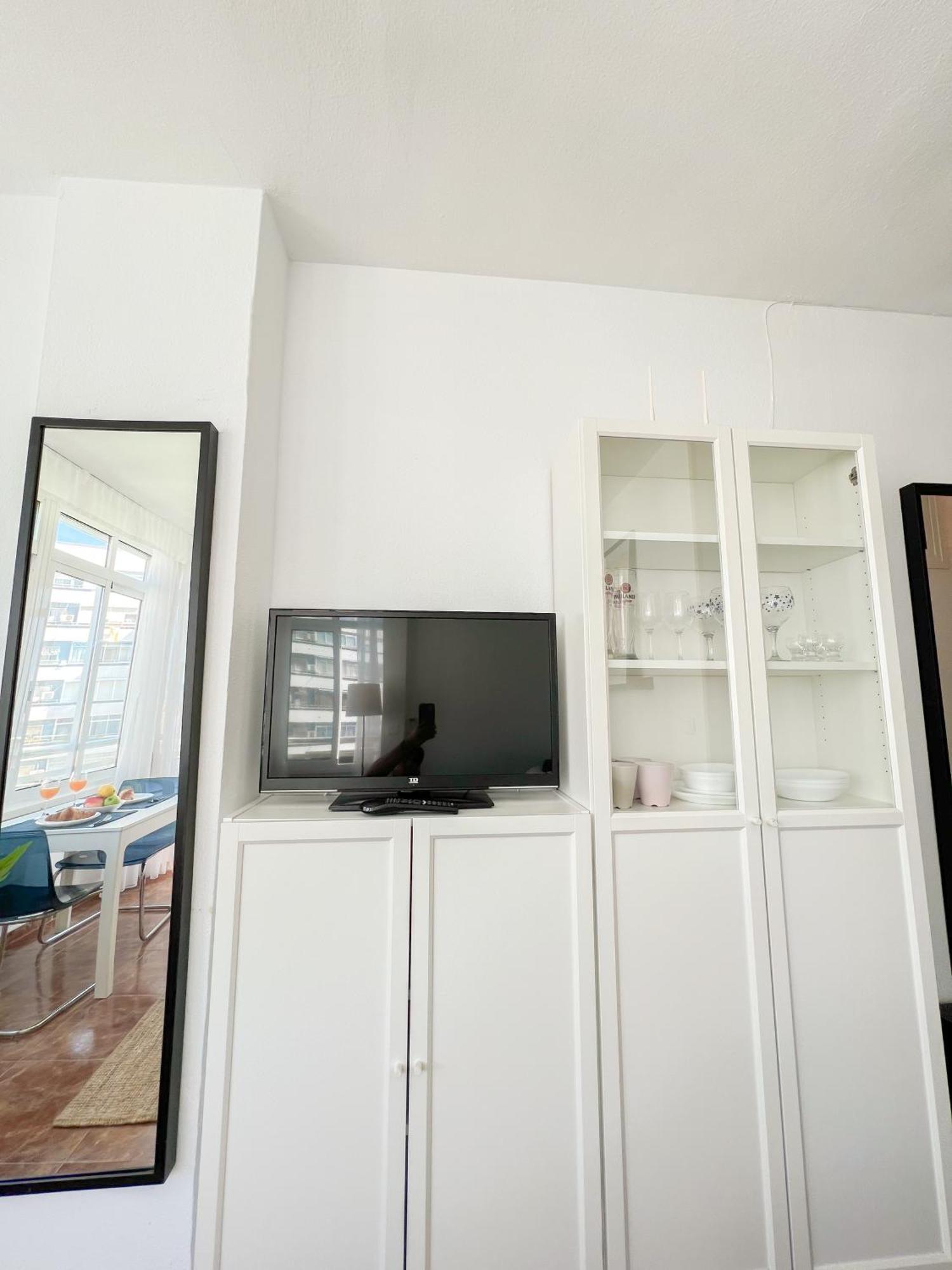 Cozy & Bright Flat Torremolinos Centre Appartement Buitenkant foto